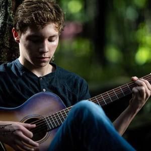 Meet your Posher, Thomas